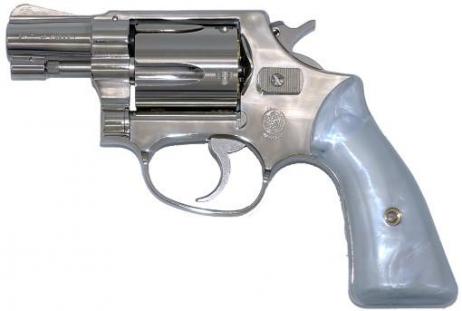 TANAKA WORKS - S&W M36 Chiefs Special 2inch Square Butt “Travis” Model Nickel Finish Version.2 (Gas Revolver)